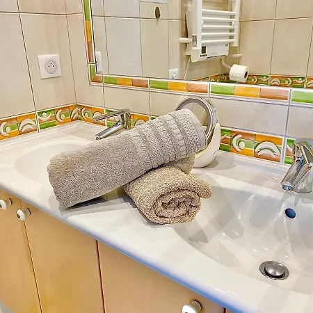 Du Faye Avec Jacuzzi Prive *